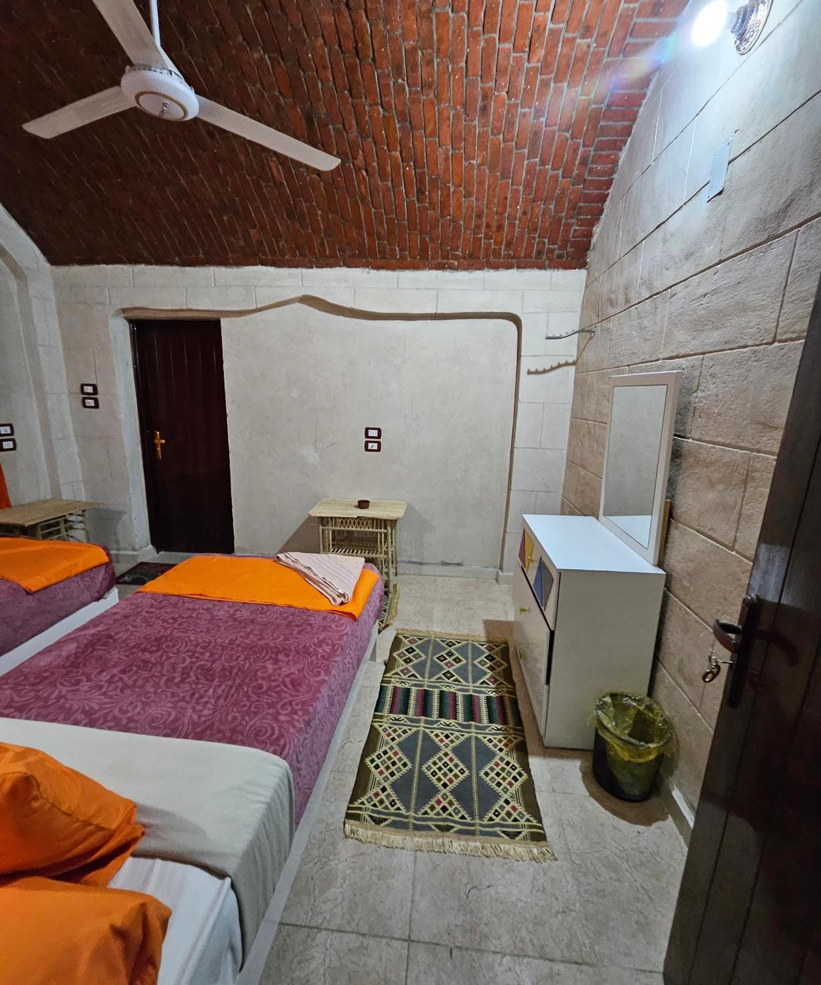Guest house Abu *
