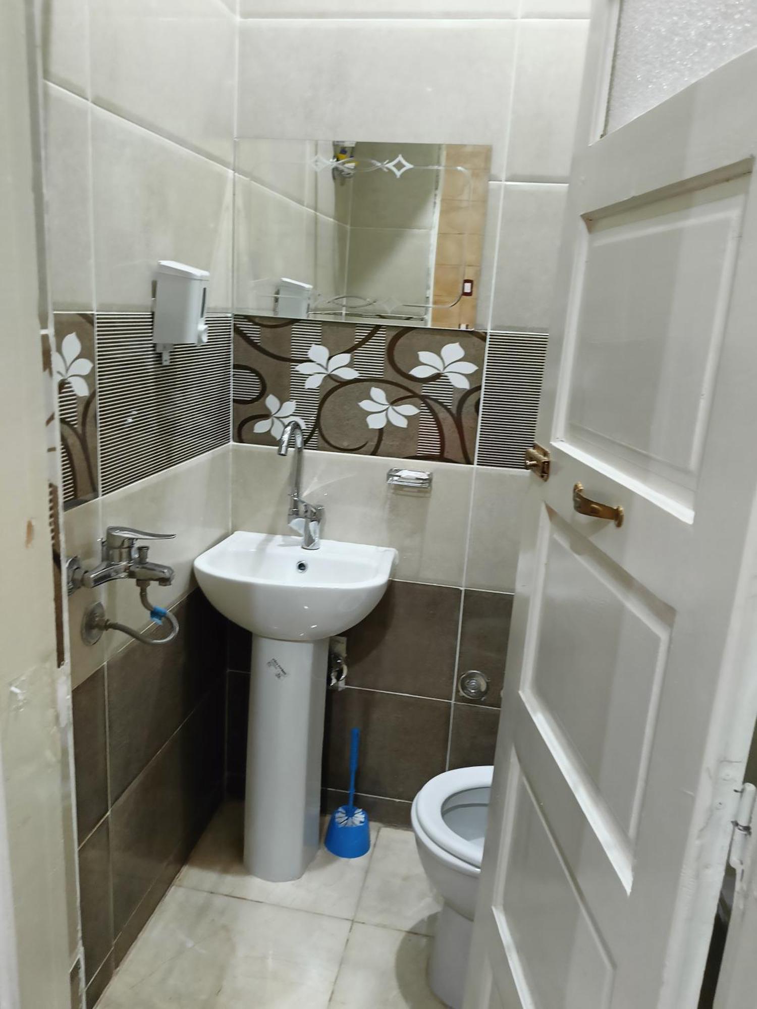 Abu Guest house